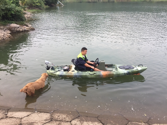 395*92*35cm Single Fishing Kayak Woowave Design Met Pedal Drive en Elektromotor
