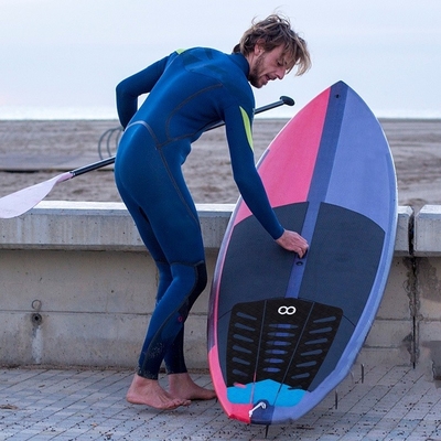 Op maat gemaakte EVA Foam Surf Decking Pad voor meren rivieren WOOWAVE Knee Board Traction Pad